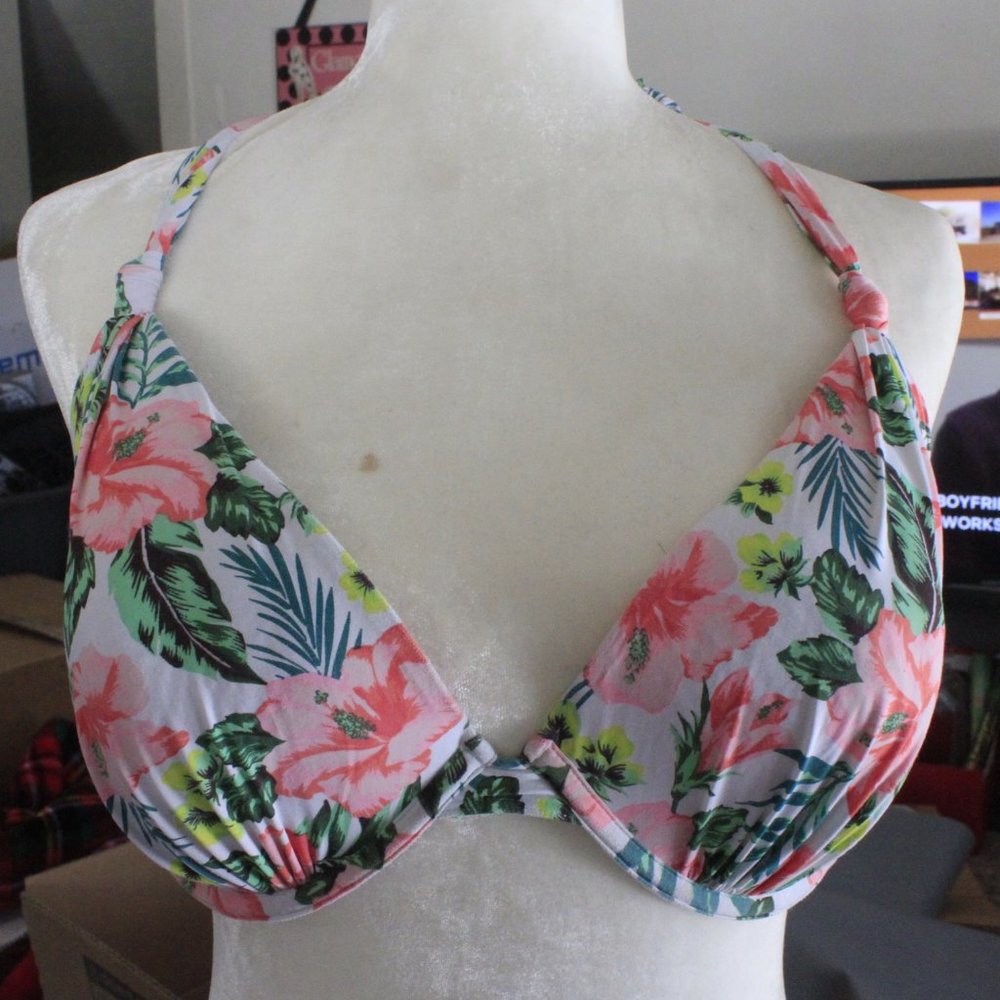 Tropical print full coverage bikini top